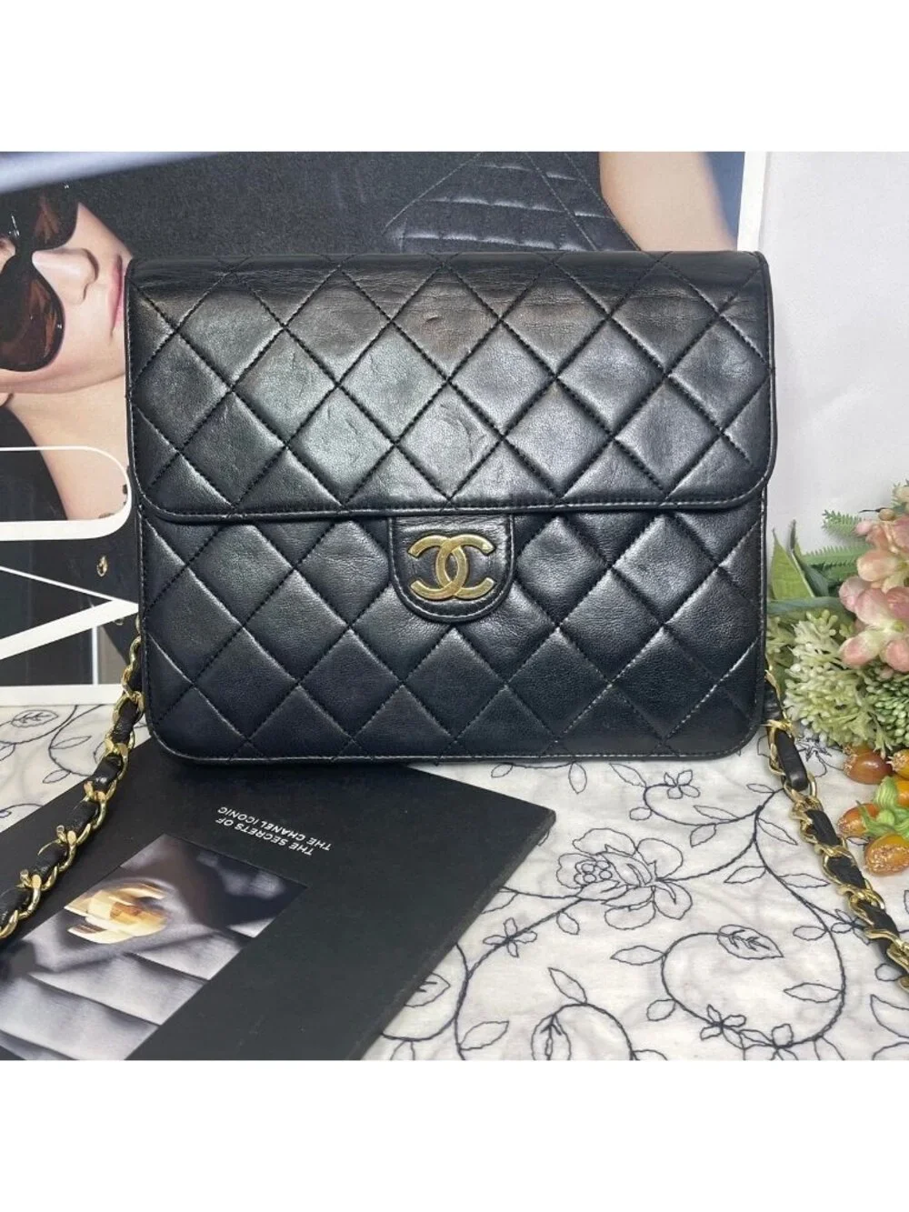 Chanel CC Logo Quilted Chain Shoulder Bag Vintage